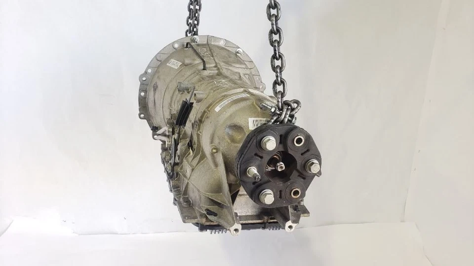 Conjunto de transmisión automático 5,0 L sobrealimentado V8 tracción trasera OEM 2010 Jaguar XKR Foto 3 de 4