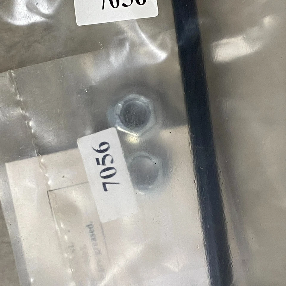 Rótula inferior delantera MOOG K80258 Nissan Máxima Altima Sentra 1993-2001 Foto 4 de 4