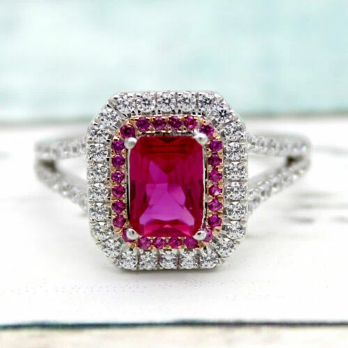 Simulierte Echtschmuck aus Weißgold