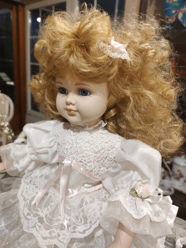 Winter Tale" Doll_porcelain doll - Bild 4 von 6