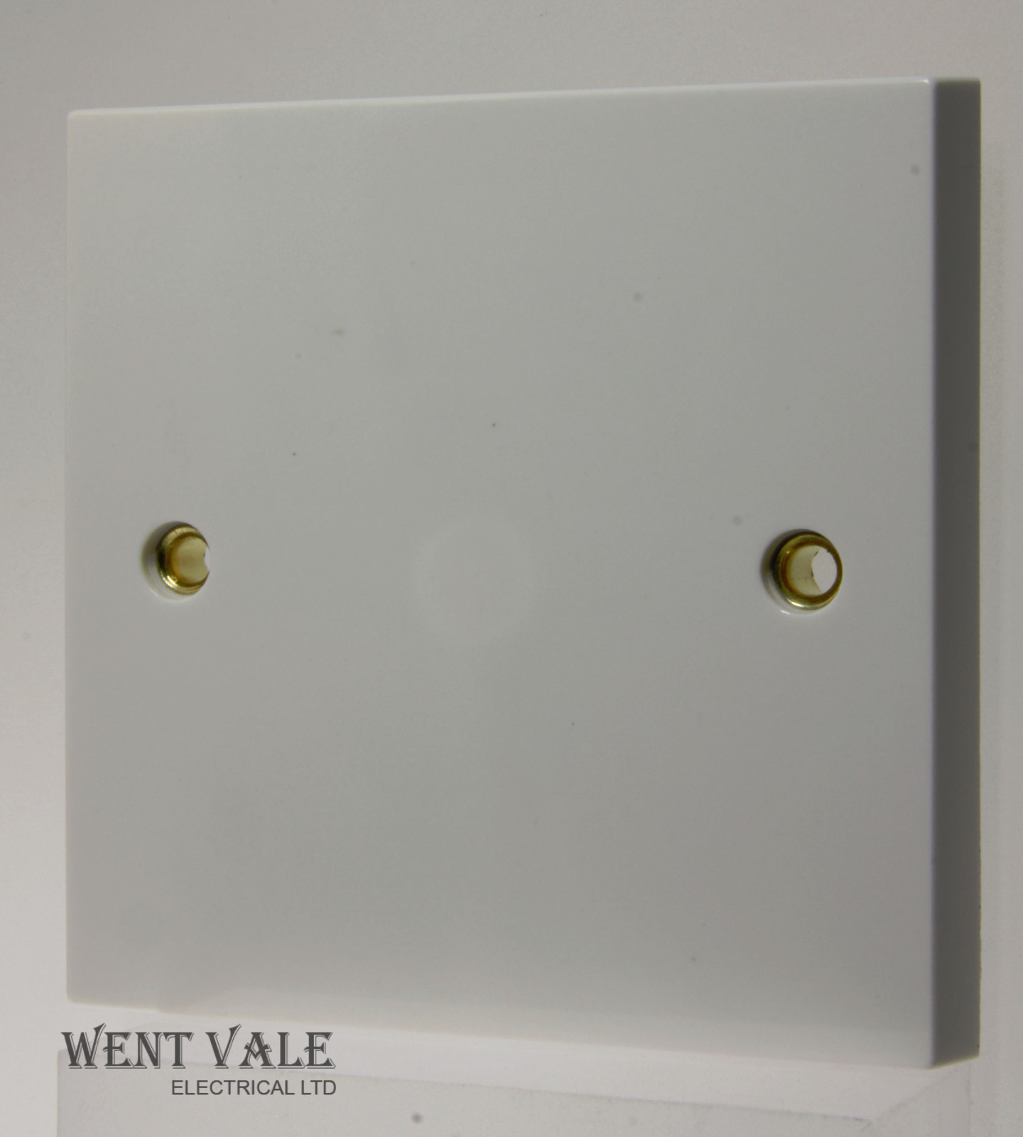 Click Polar PRW017 - Moulded 20a Flex Outlet Plate With Bottom Flex Outlet New