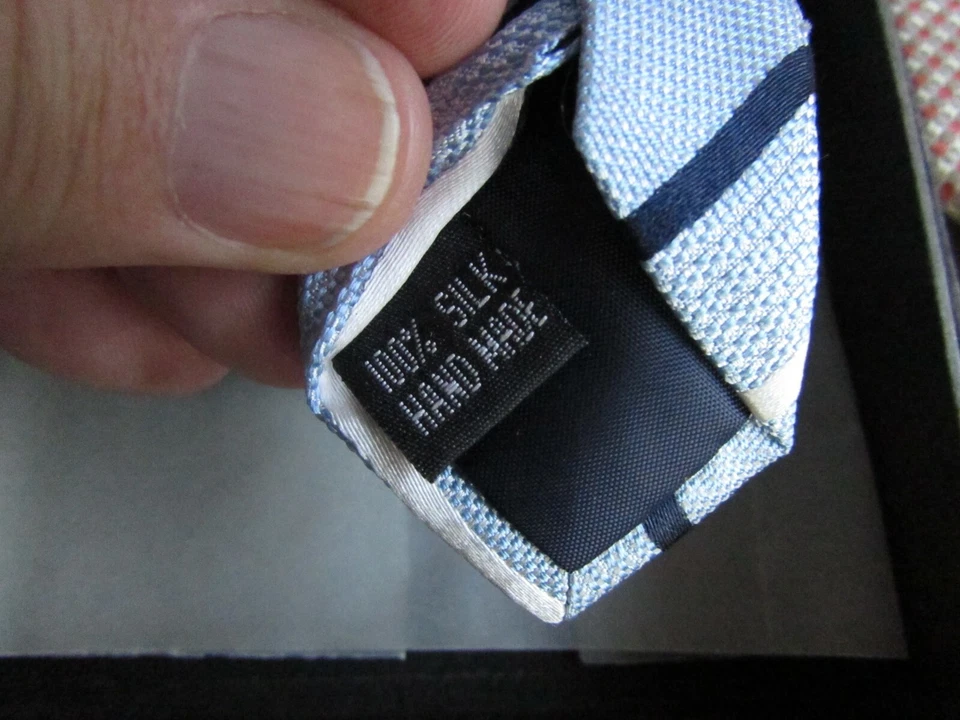 LOTE VINTAGE DE 12 CORBATAS DE CUELLO 100% SEDA ACENTO URBANO EN CAJAS ORIGINALES Foto 3 de 4