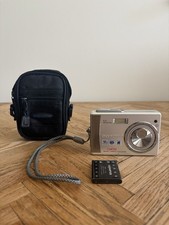 Olympus Camedia D-630 Zoom Silver 5.0MP 3x Optical Lens Compact Digital Camera