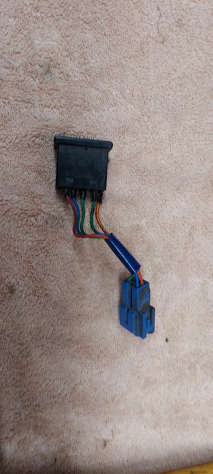 1989-1995 Toyota 4Runner Rear Tailgate Up Down Back Window Switch Control OEM - Изображение 3 из 4