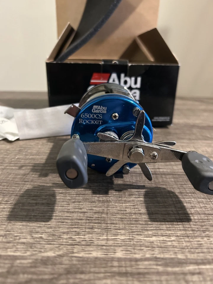 ABU AMBASSADEUR 6500CS PRO ROCKET 鱼饵 瑞典轮 #00E18SE 蓝色 — 第 4/4 张图片