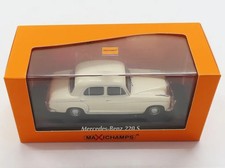 1/43 Mercedes-Benz 220S 1956 White Minichamps Diecast 940033000