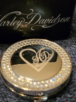Harley Davidson Lady's Compact Mirror New In Box Beautiful Condition w / Tin Box