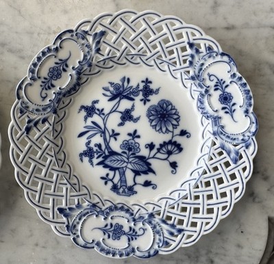 Meissen Blue Onion Reticulated Plates Set of 2 Zwiebelmuster