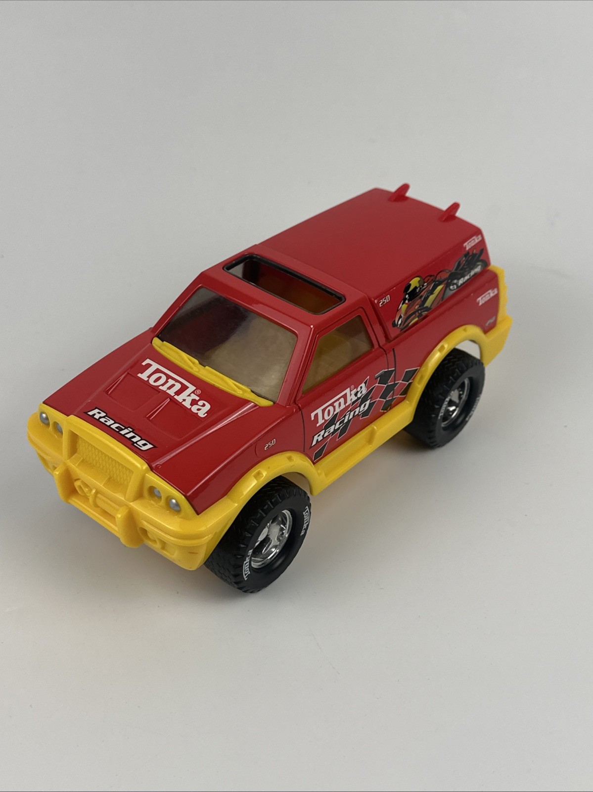 Tonka Speed Racing plastic pickup Truck Hasbro 2002 20cms long 9 cms tall image 2