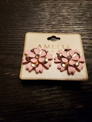 Amelia Designs Flower Earings