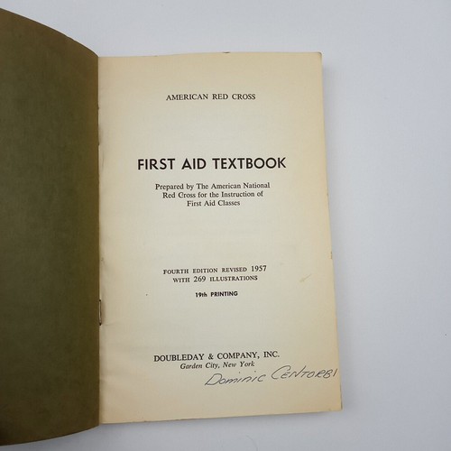 Vintage 1957 American Red Cross First Aid Textbook - Fourth Edition - Picture 4 of 6