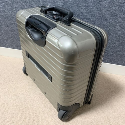 Rimowa Salsa Business Trolley 23L Suitcase Champagne Gold 2-Wheels Travel Bag - Picture 2 of 7