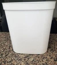 ROOM ESSENTIALS WHITE 2.5 GAL BATHROOM WASTE BASKET, 11" x 10" x 7"