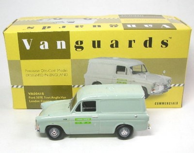 Corgi Vanguards VA00418 Ford 307e Anglia Van London Country 43