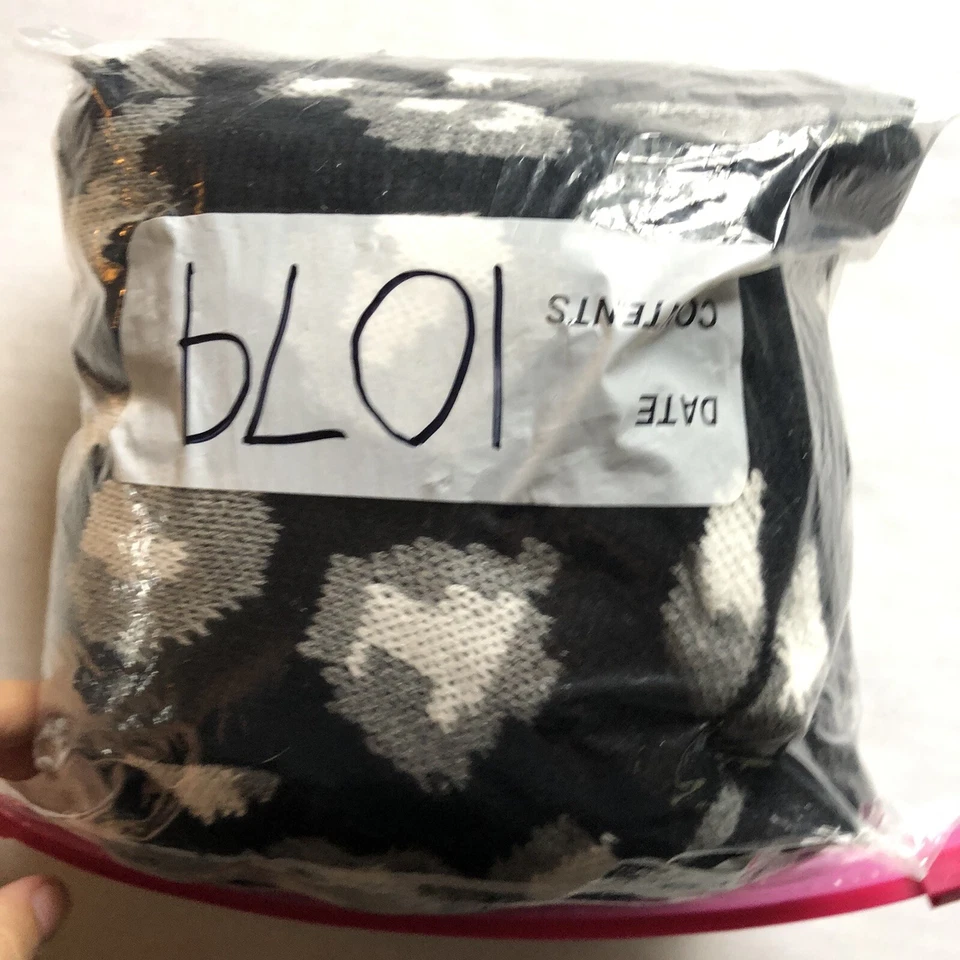 Eight Eight Eight Black Gray Leopard Open Front Cardigan Sweater Sz L A1079 - Image 4 of 4