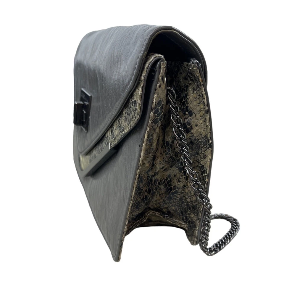 Bolso de Hombro BCBGeneration Para Mujer Gris Verde Estampado Piel de Serpiente Talla M Foto 3 de 4
