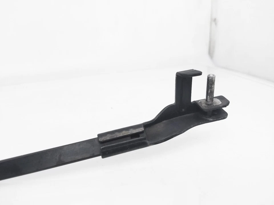 Brazo limpiaparabrisas pasajero derecho BMW X3 2011-2017 4 puertas OEM 61-61-7-213-272 Foto 3 de 4