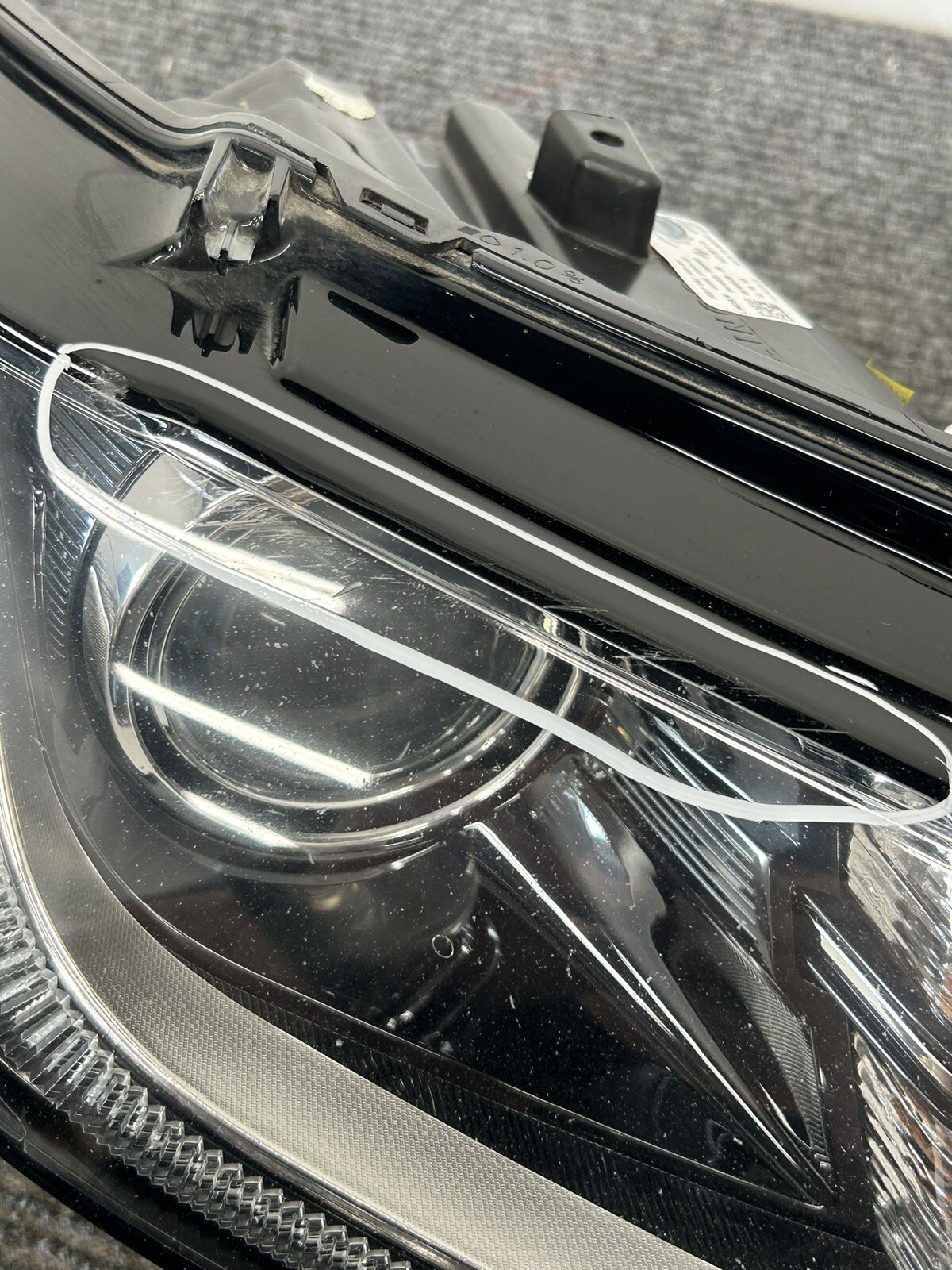 2017 2018 Lincoln CONTINENTAL Right Passenger Headlight Headlamp 