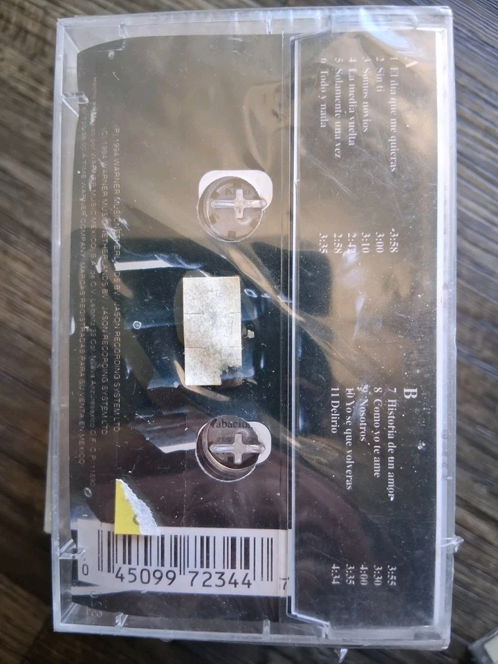 Segundo romance - Luis Miguel Cassette (WEA, 1994) NUEVO Y SELLADO - Image 2 of 2