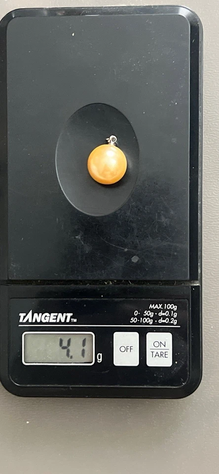 "Collar relleno de oro blanco de 18 quilates 18"" y colgante de perlas doradas de mar". Foto 4 de 4