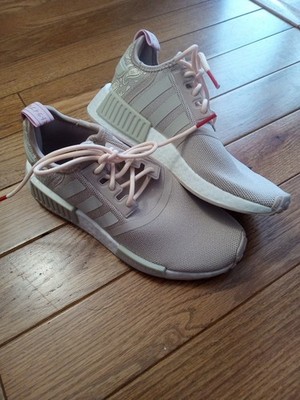 Adidas Women's NMD R1 'Wonder Taupe Paisley' Sneakers Size US 5, Excellent Cond.