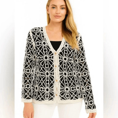 Solitare Women's Floral Crochet V Neck Button Down Cardigan size Medium NWT
