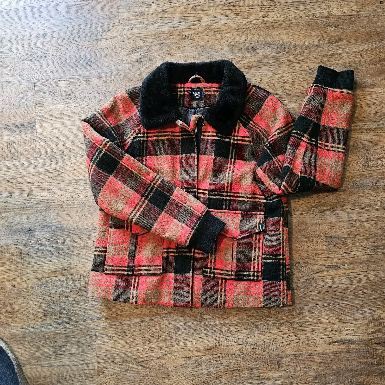 FILA Giacca a quadri Volcom Stone Row arancione taglia M 12 giacca skater Y2k collo pelliccia sintetica