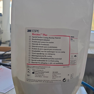 3M ESPE Rocatec Plus Strahlmittel silikatbeschichtet 3000 g 44000181/82/01