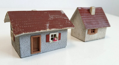 H0 - 2x kleine Wohnhäuser Landhäuser - Gebäude Haus gebaut ---- DK 1289