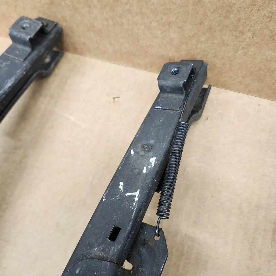 84-96 C4 Corvette ручной сиденье трек набор левый или правый треки хорошо б/у сборка - Изображение 3 из 4