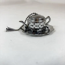 Tea Infuser  Tea Pot Shaped Leaf Steepers Strainers  & One Rest England