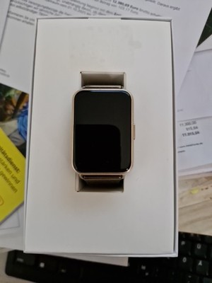 Huawei Watch Fit 2 Mit Milanese Armband  und 2 Silikon Wechselarmbänder
