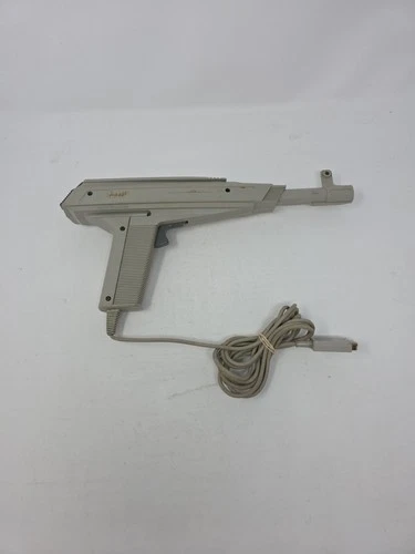 Vintage Atari XE Computer Light Gun Blaster XG-1