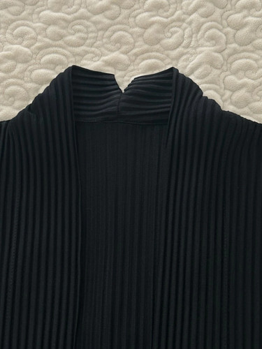 Homme Plisse ISSEY MIYAKE Black Short sleeved Coat 2 - Picture 5 of 10