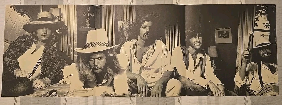 The Eagles Vinyl Hotel California LP 1976 7E-1084 RCA Club Edition VG+/VG Poster - Image 4 of 4