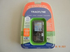 LG500G No contract phone, Full QWERTY Keyboard, 4GB SD card not included.