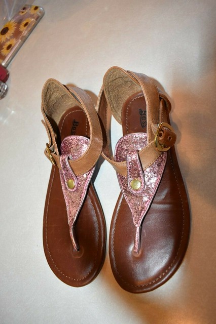 Bass pink glitter thong sandals - Size 3 - EUC | eBay