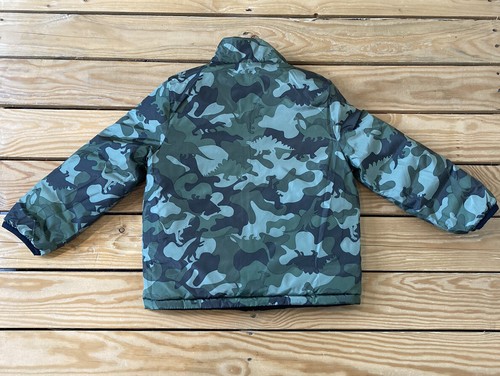 gap NWT kids reversible full zip coat size 4 Years Black green Camo Dinosaur G11 - Picture 2 of 9