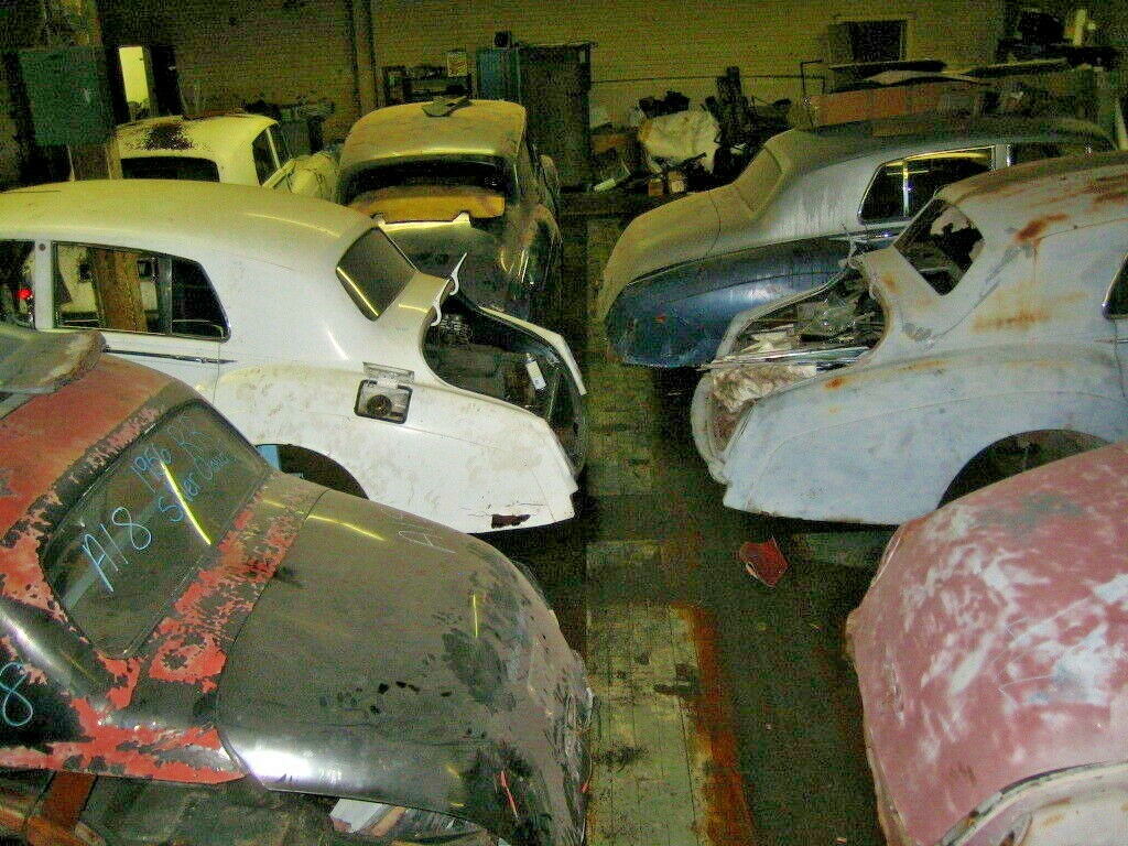 BENTLEY S2 & S3, ROLLS ROYCE CLOUD, P V DASH VENT. WORLDS LARGEST USED INVENTORY