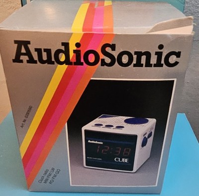 AudioSonic CUBE Uhrenradio aus den 1980er Ovp. NOS Zustand Vintage Sammler
