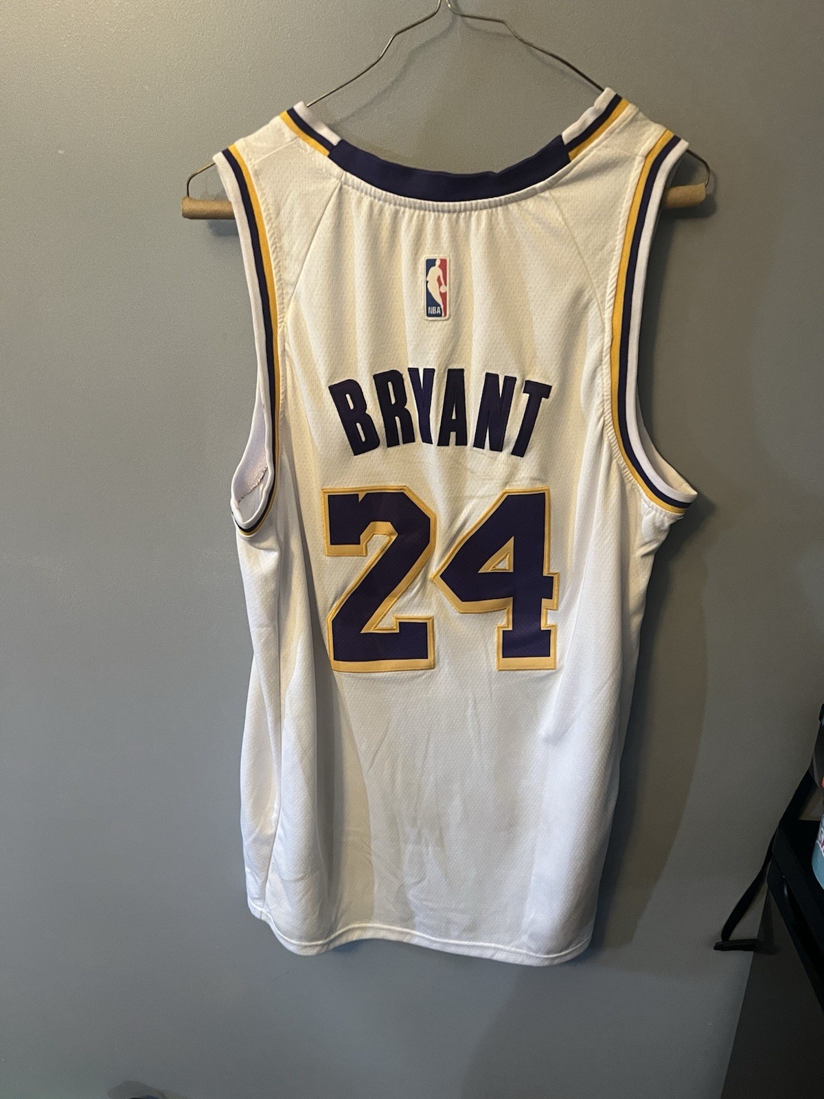 Picture 2 of 5