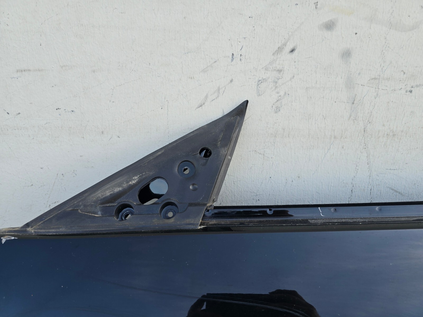 FRONT LEFT DOOR SHELL ASSEMBLY OEM 36k 08-19 MASERATI GRANTURISMO M145