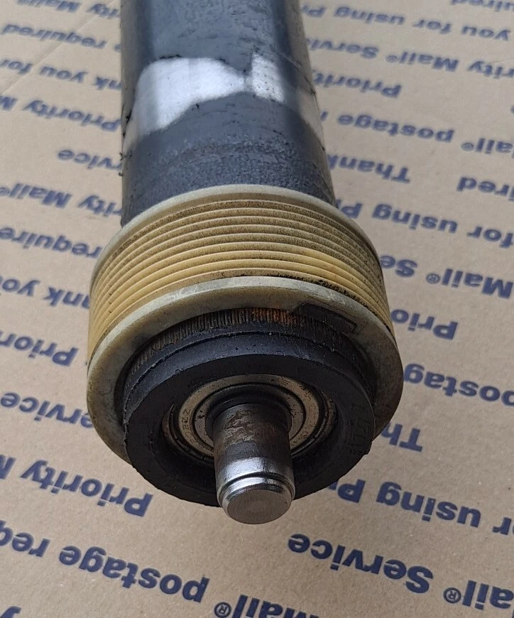 Proform Health Rider H 550i Treadmill Front Drive Roller Tested  OAL 25 7/8" - Image 3 of 4