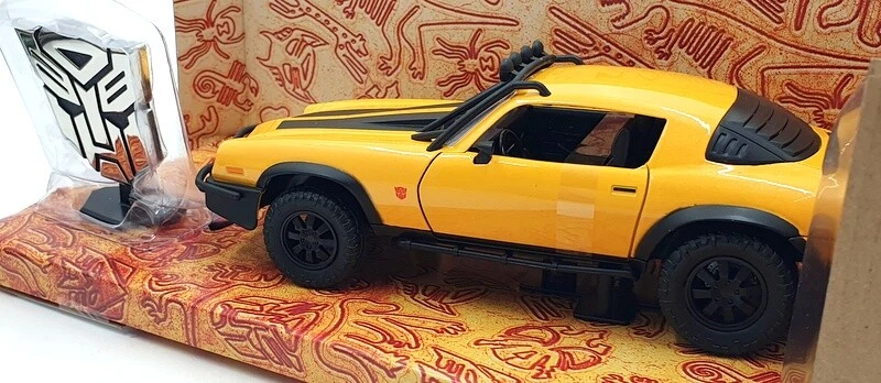 Jada 1/24 Scale Diecast 34263 - Transformers 1977 Chevrolet Camaro Bumblebee - Image 2 of 4