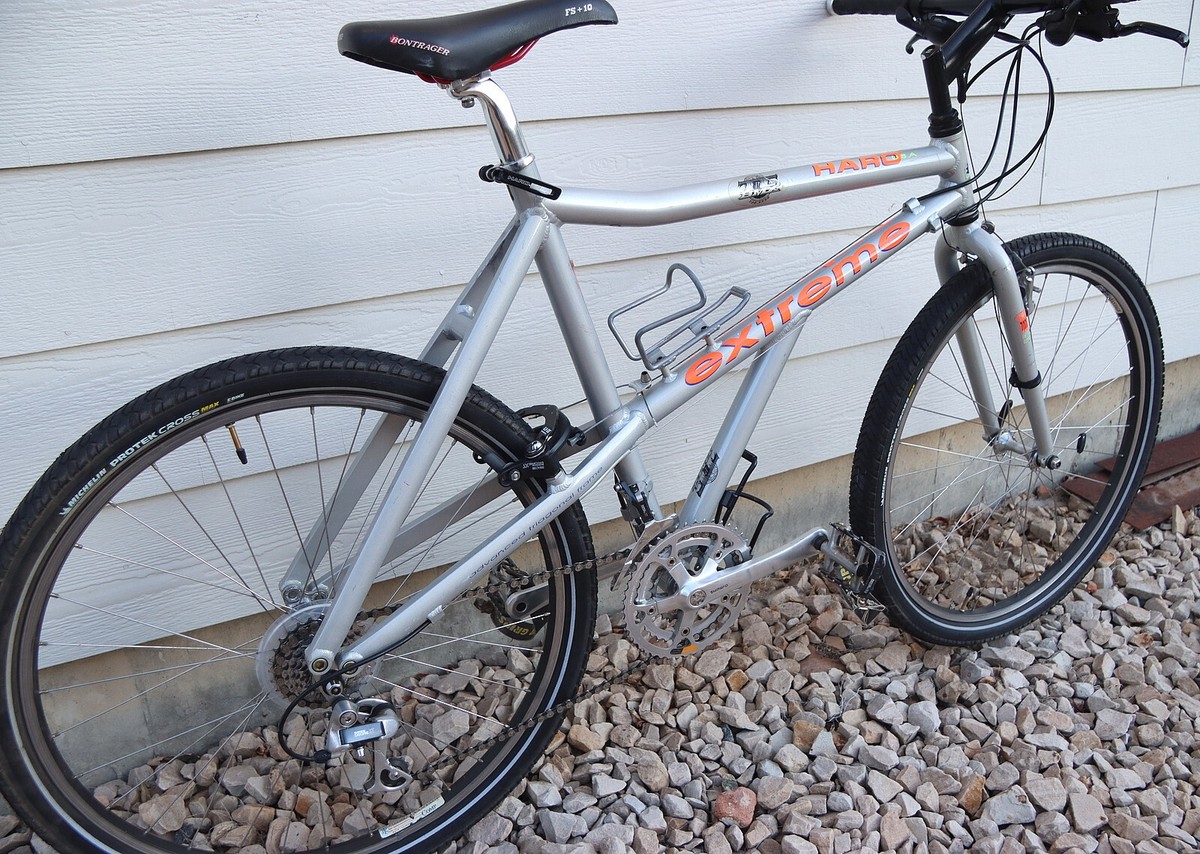 Mountain Bicycle Haro Extreme Comp Haro Extreme AL Mountain Bike