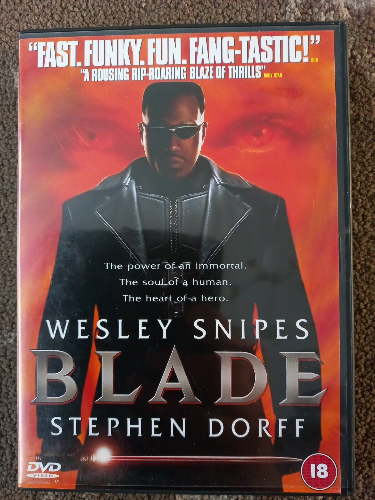 BLADE DVD WESLEY SNIPES MARVEL VAMPIRES RATED 18