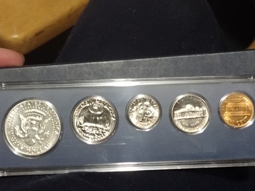 1967 US Special Mint Set - SMS UNC Coins w/ Box-Silver Kennedy! - Picture 4 of 5