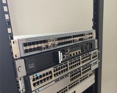 Avaya/Extreme Networks VSP7254 XSQ 48 Port 10G + 6 Port QSFP+ 40G Fiber Switch
