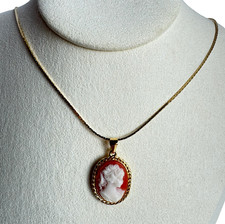 Vintage Cameo Necklace Gold Tone Lady Profile Pendant Resin Victorian Style 14"L
