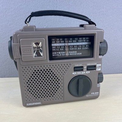 Grundig FR-200 Emergency Radio AM FM SW Band Receiver Hand Crank Flashlight
